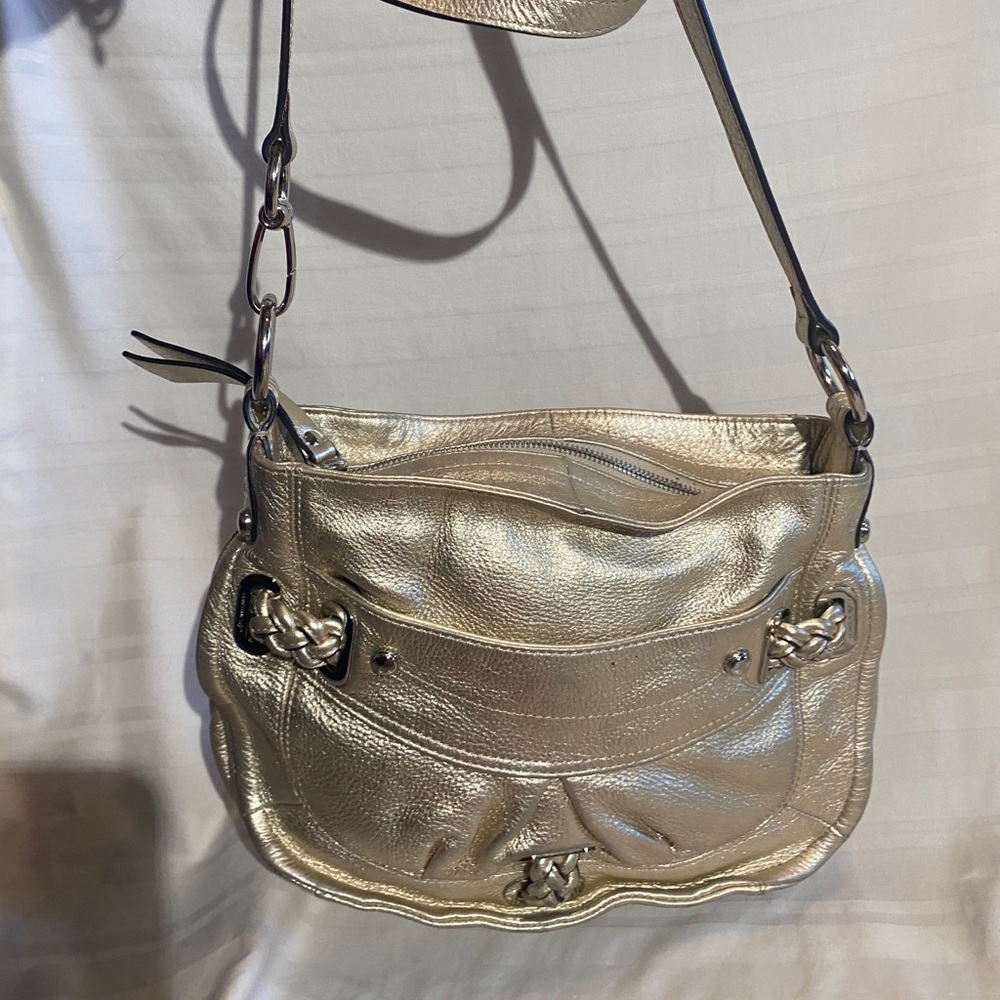 B Makowsky Soft Leather Gold Purse